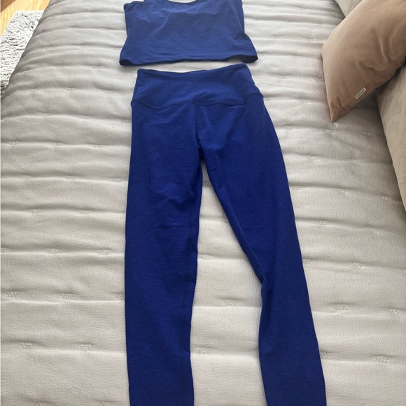 Beyond Yoga Matching Set - Picture 3 of 6